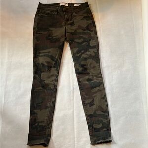 Jessica Simpson Camo Skinny Jeans size 26